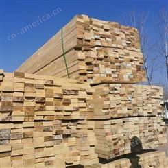 建筑方木加工厂 长期供应5米白松工地建筑方木批发价格实惠呈果