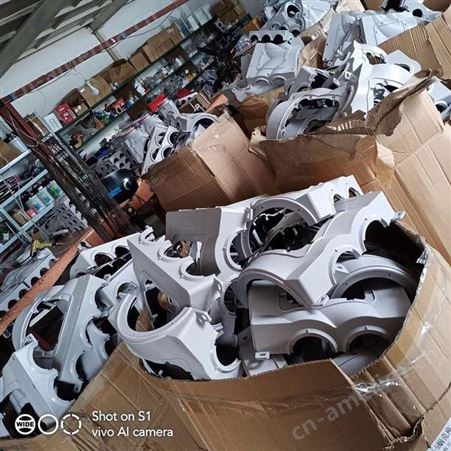 上海一东注塑电动车配件模具开发四轮电动汽配塑料胶壳设计灯壳订制开模灯罩外壳制造