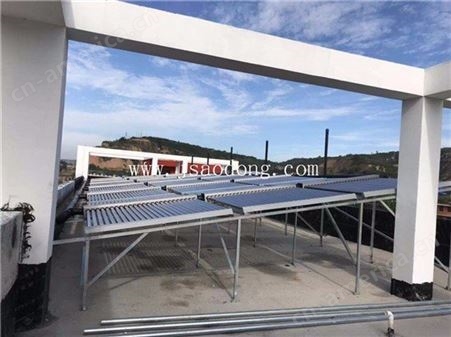 南京技术学院太阳能热水系统 太阳能集热器  太阳能热水工程