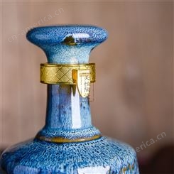 蓝色彩釉酒瓶 花纹雕刻酒瓶 白酒瓶 陶瓷酒瓶 天恒陶瓷 自产自销