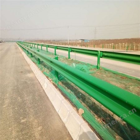 亳州高速公路护栏生产厂家 高速公路波形护栏 公路防护栏