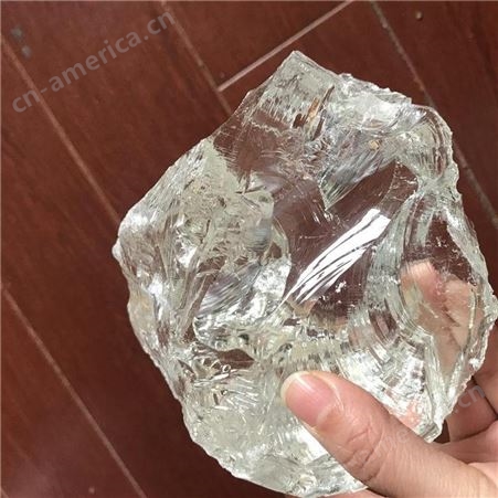 德泽彩色玻璃块玻璃厂家琉璃块碎料透明色20-30mm景观置石玻璃块