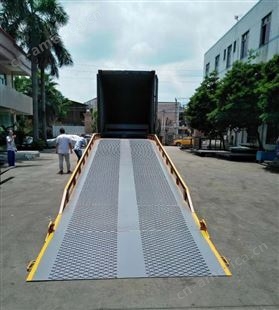 移动式装卸平台 集装箱登车桥 粤升定制 重量6吨/8吨/10吨/12吨