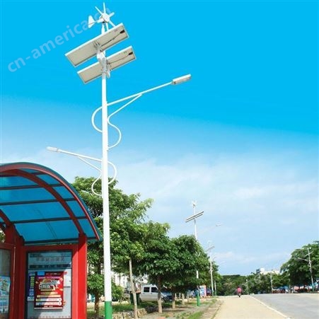 劲辉风光互补一体化太阳能灯 10米风能太阳能路灯
